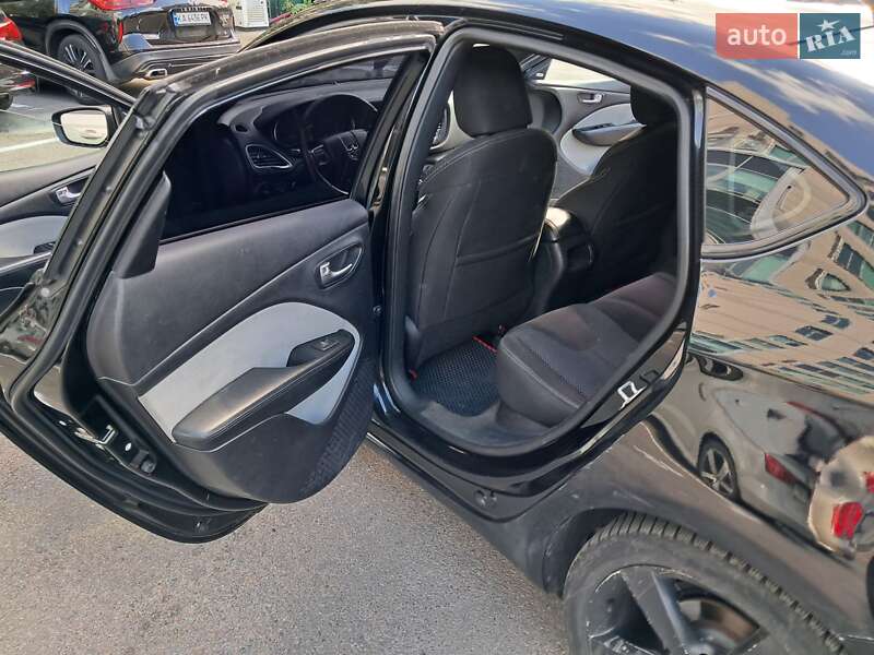 Седан Dodge Dart 2014 в Києві