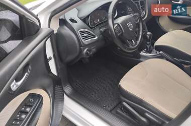 Седан Dodge Dart 2014 в 