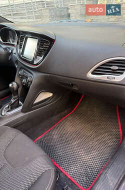 Седан Dodge Dart 2015 в Вишневом