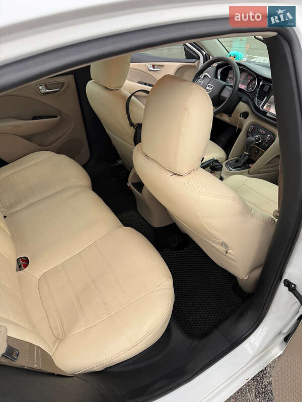 Седан Dodge Dart 2012 в Киеве