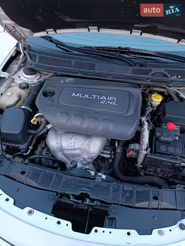 Седан Dodge Dart 2015 в Киеве фото 19 Седан Dodge Dart 2015 в Киеве