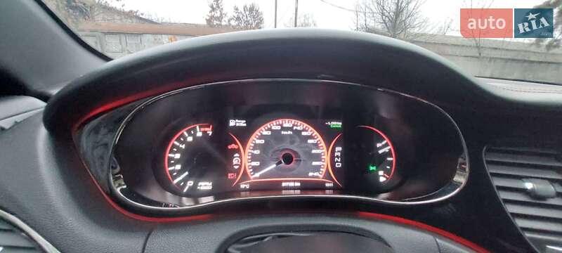 Седан Dodge Dart 2016 в Полтаве