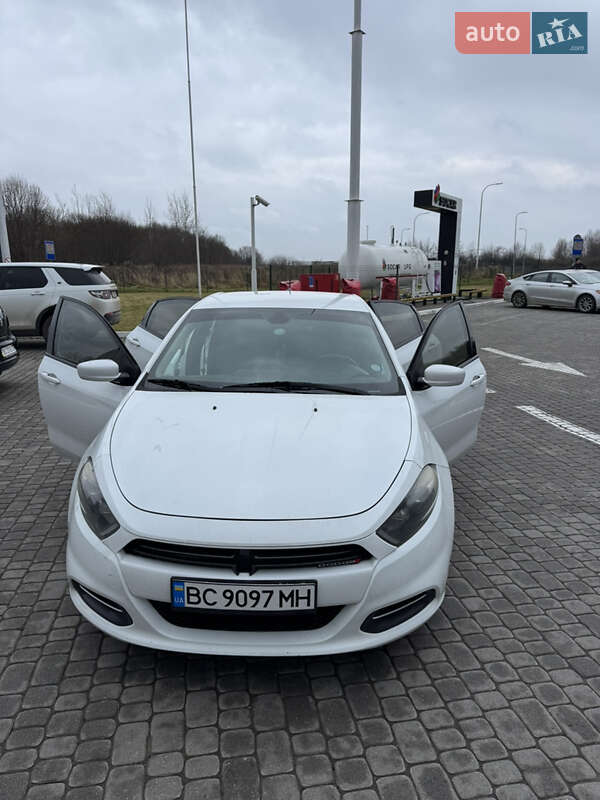 Седан Dodge Dart 2016 в Львове