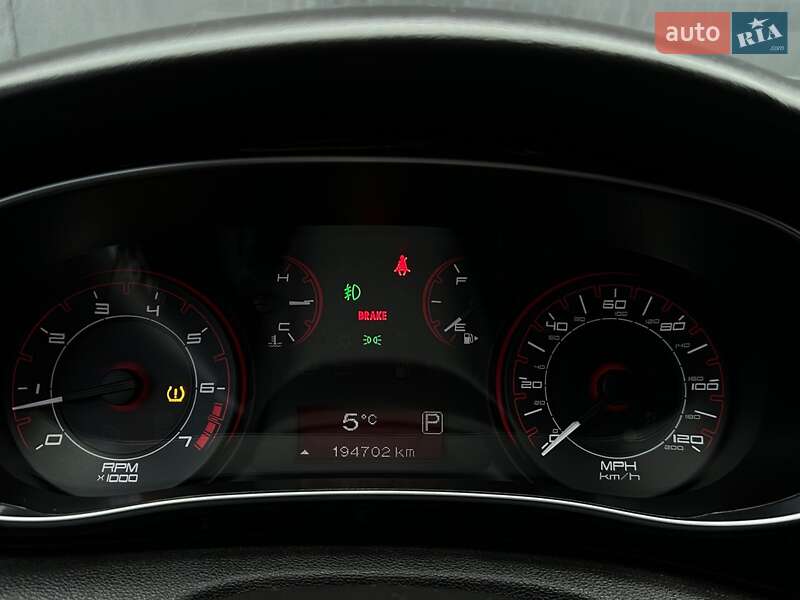 Седан Dodge Dart 2013 в Сумах