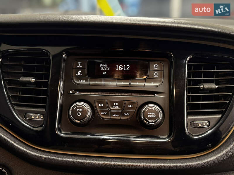 Седан Dodge Dart 2015 в Николаеве