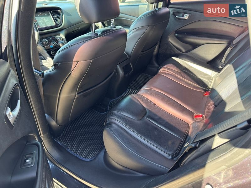 Седан Dodge Dart 2012 в Киеве