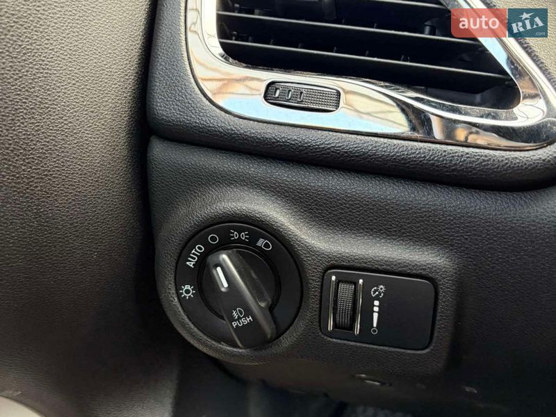 Седан Dodge Dart 2014 в Полтаве