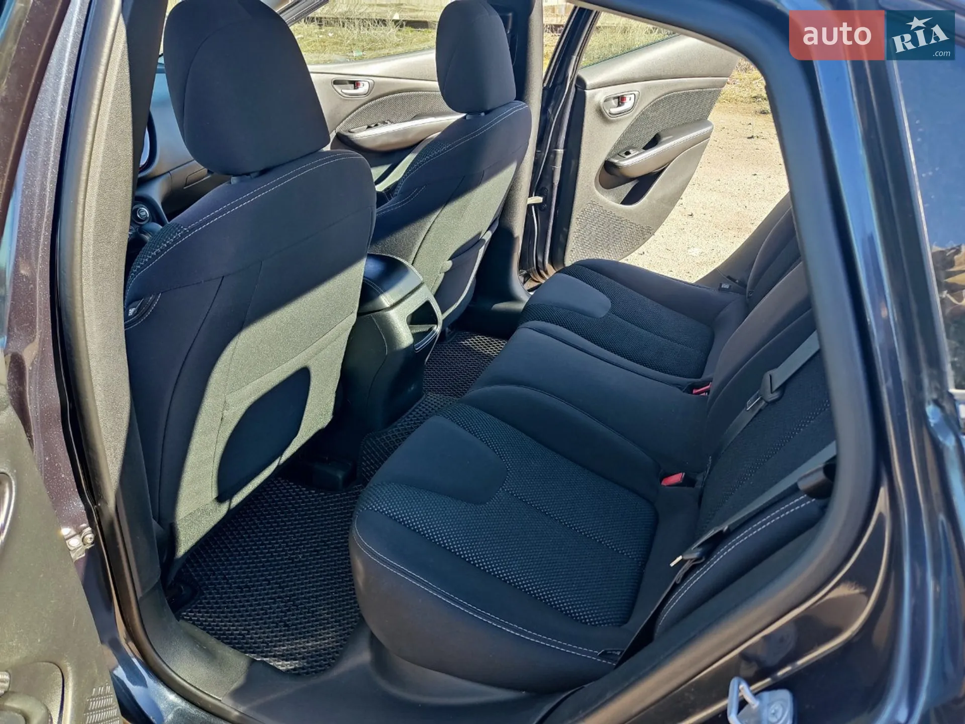 2013 Dodge Dart - мініатюра 8