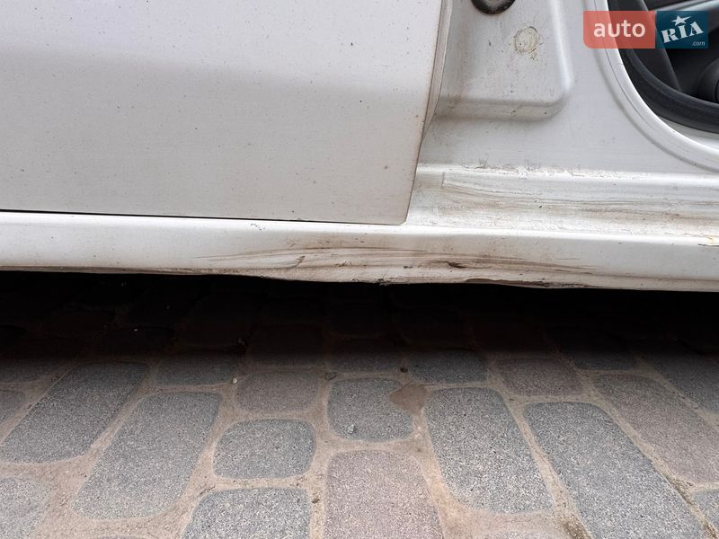 Седан Dodge Dart 2012 в Львові