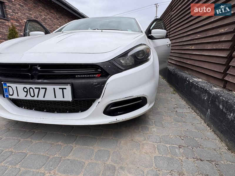 Седан Dodge Dart 2012 в Львові
