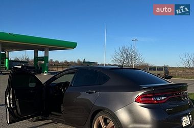 Седан Dodge Dart 2015 в Краснограді