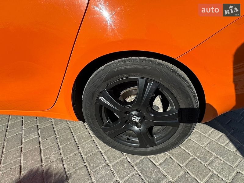 Седан Dodge Dart 2013 в Киеве