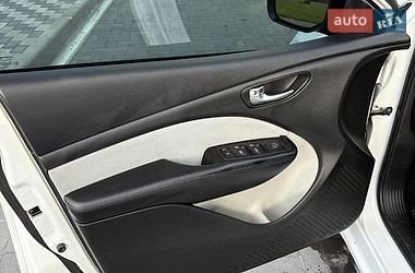 Седан Dodge Dart 2015 в Лубнах