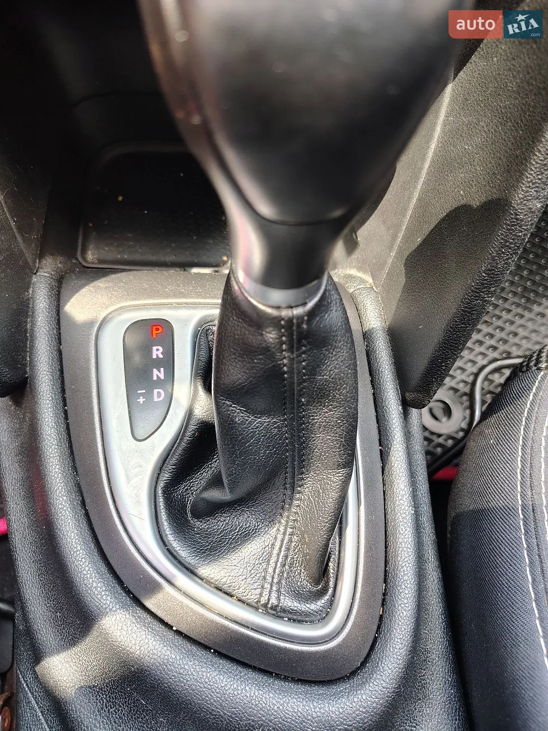 2015 Dodge Dart - мініатюра 16