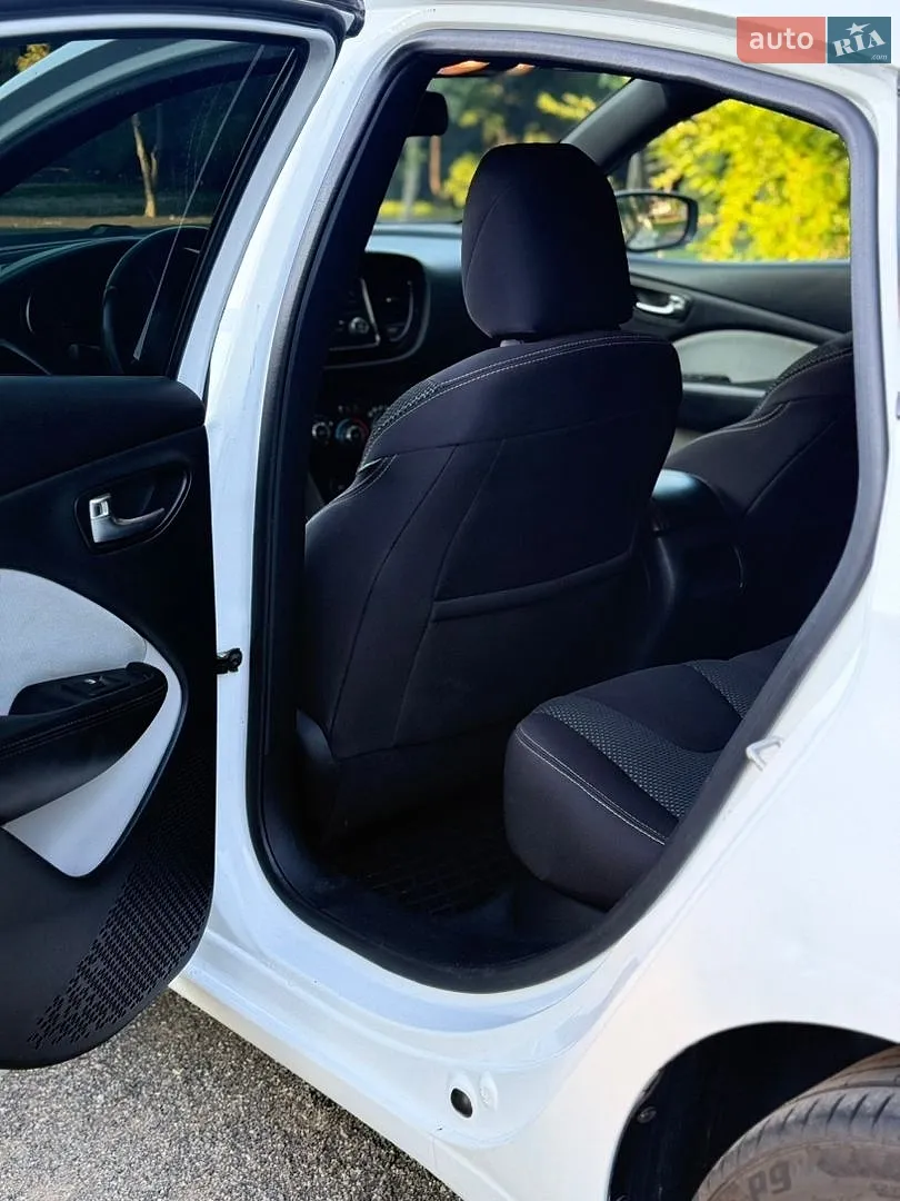 2014 Dodge Dart - мініатюра 11