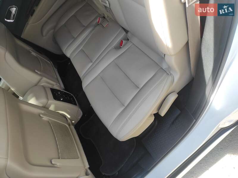 Внедорожник / Кроссовер Dodge Durango 2014 в Хмельницком фото 14 Внедорожник / Кроссовер Dodge Durango 2014 в Хмельницком