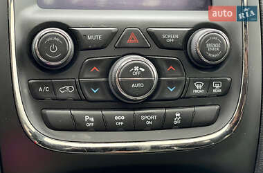 Позашляховик / Кросовер Dodge Durango 2019 в 