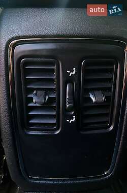 Позашляховик / Кросовер Dodge Durango 2014 в Києві