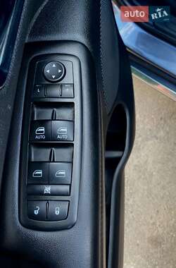 Позашляховик / Кросовер Dodge Durango 2014 в Києві