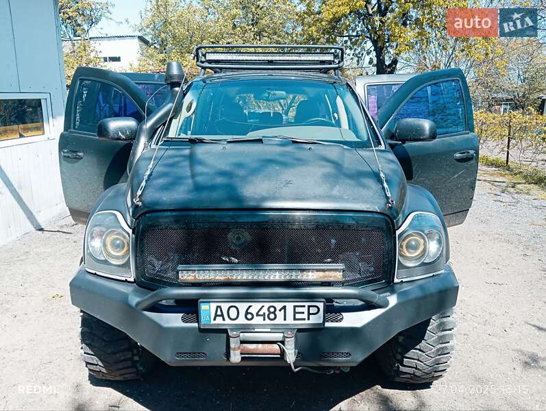 Позашляховик / Кросовер Dodge Durango 2004 в Львові