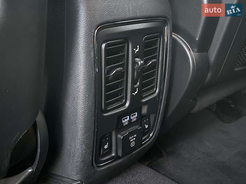 Позашляховик / Кросовер Dodge Durango 2016 в Києві