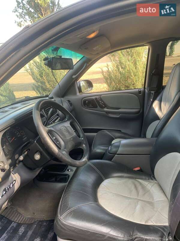 Позашляховик / Кросовер Dodge Durango 1998 в Миколаєві