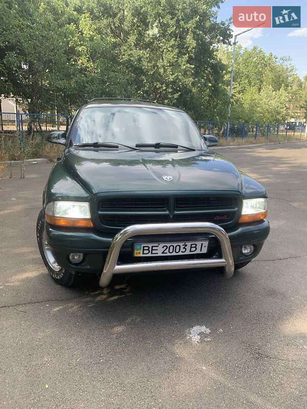 Позашляховик / Кросовер Dodge Durango 1998 в Миколаєві