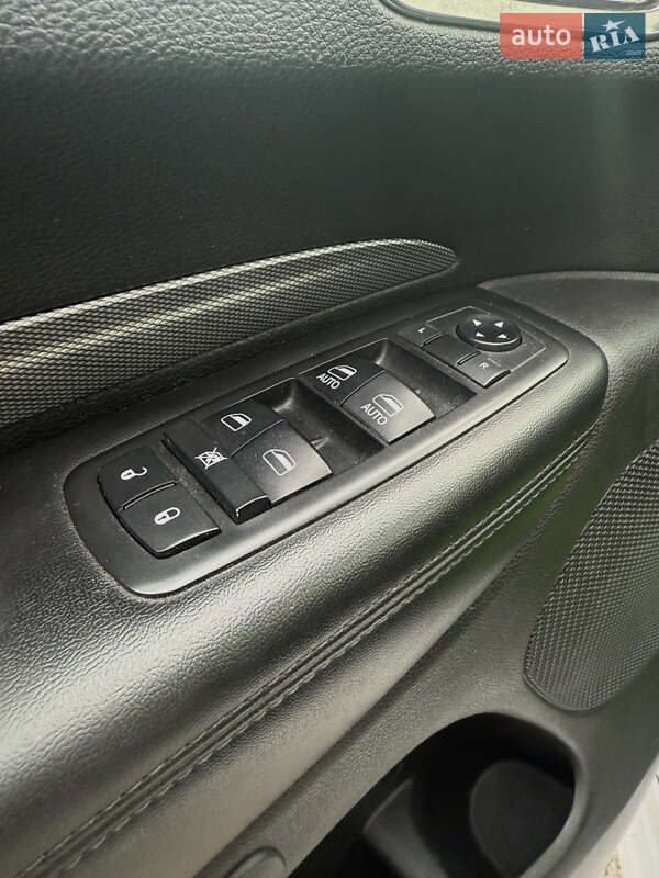 Внедорожник / Кроссовер Dodge Durango 2018 в Ромнах фото 18 Внедорожник / Кроссовер Dodge Durango 2018 в Ромнах