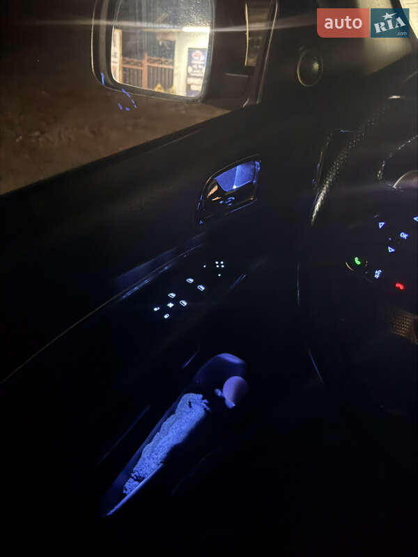 Внедорожник / Кроссовер Dodge Durango 2018 в Краснограде