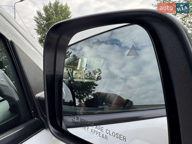 Позашляховик / Кросовер Dodge Durango 2014 в Дніпрі фото 41 Позашляховик / Кросовер Dodge Durango 2014 в Дніпрі