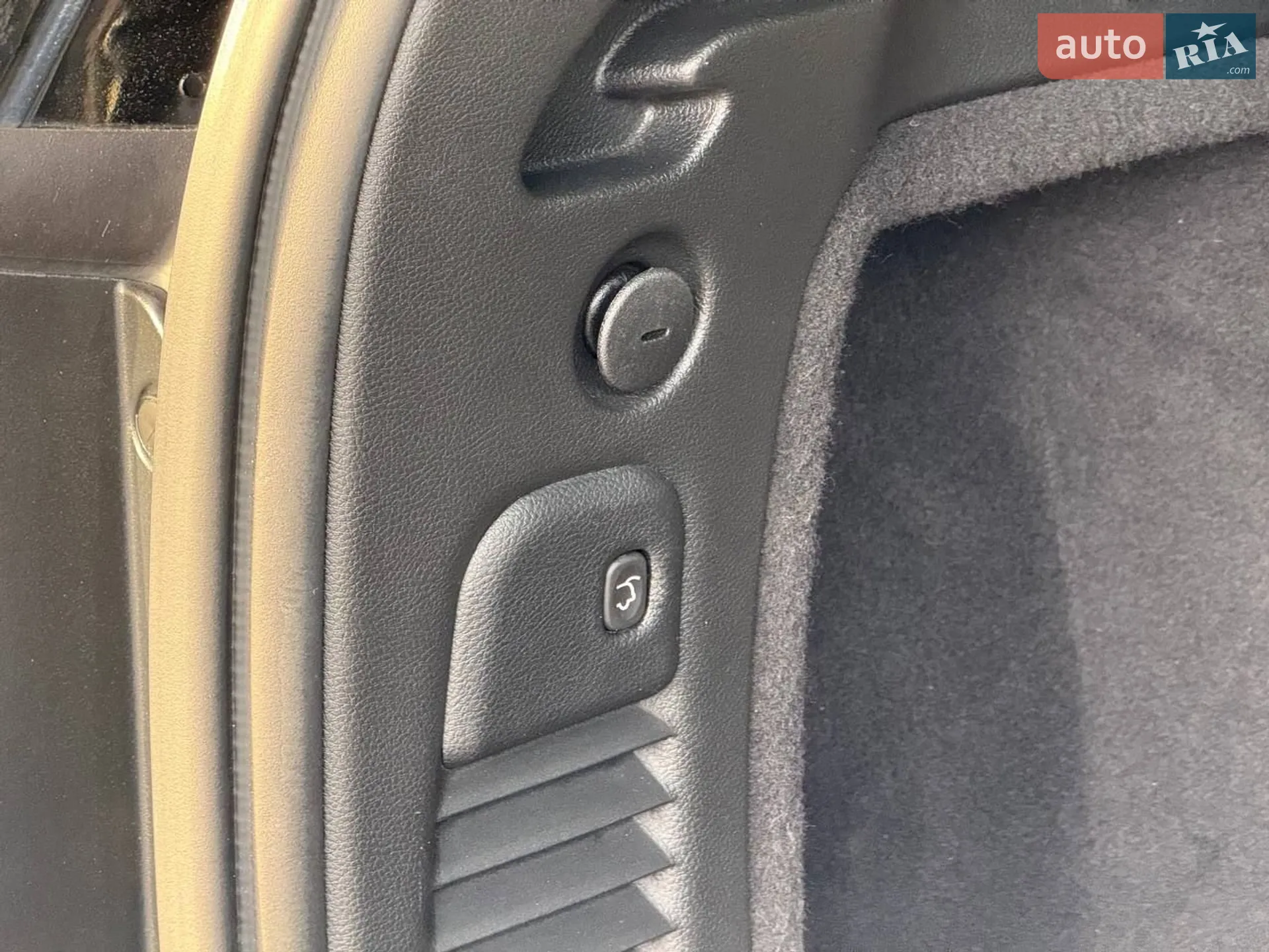 2021 Dodge Durango - мініатюра 13