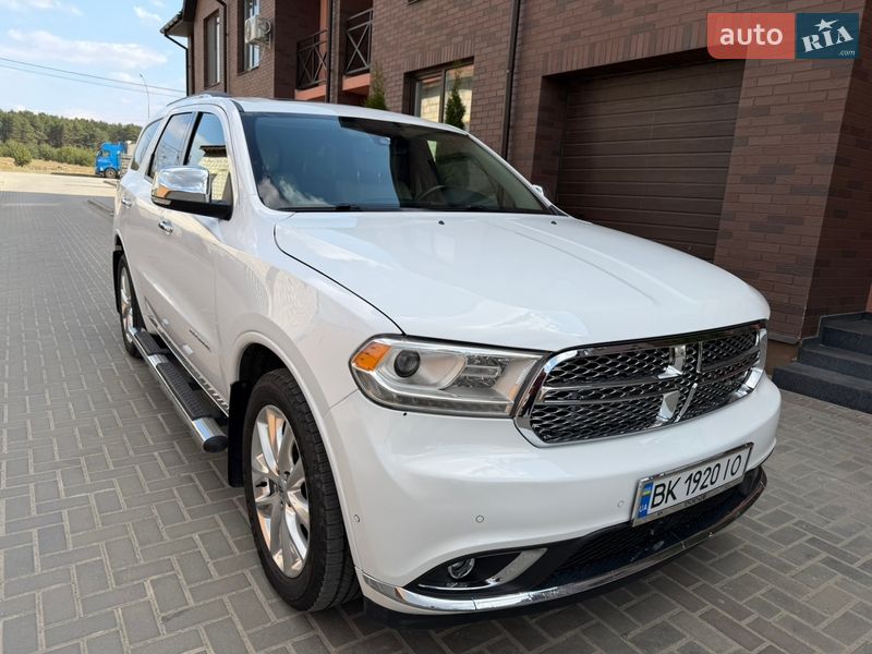 Позашляховик / Кросовер Dodge Durango 2019 в Вараші