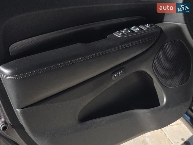 Внедорожник / Кроссовер Dodge Durango 2019 в Киеве