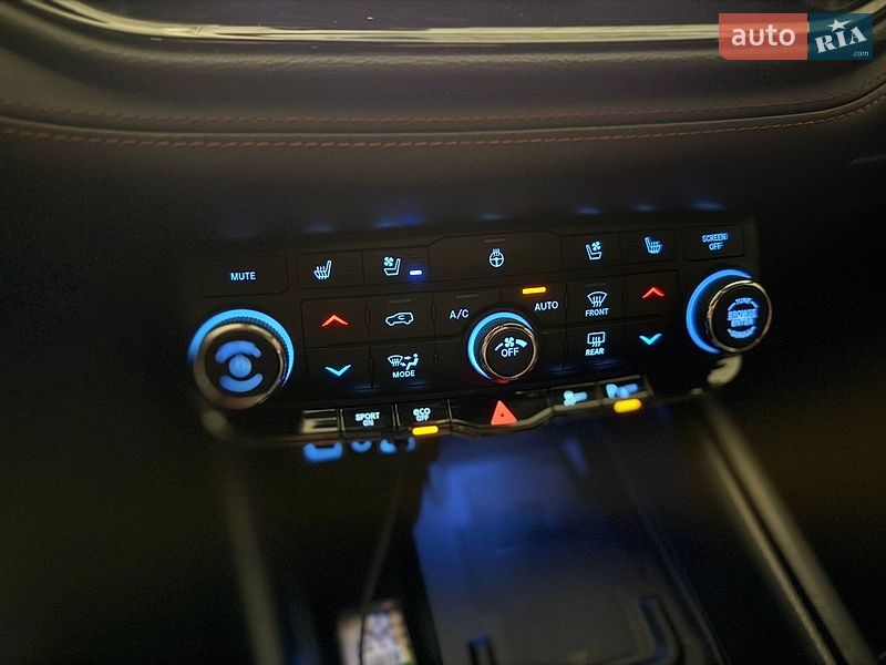 Внедорожник / Кроссовер Dodge Durango 2021 в Киеве