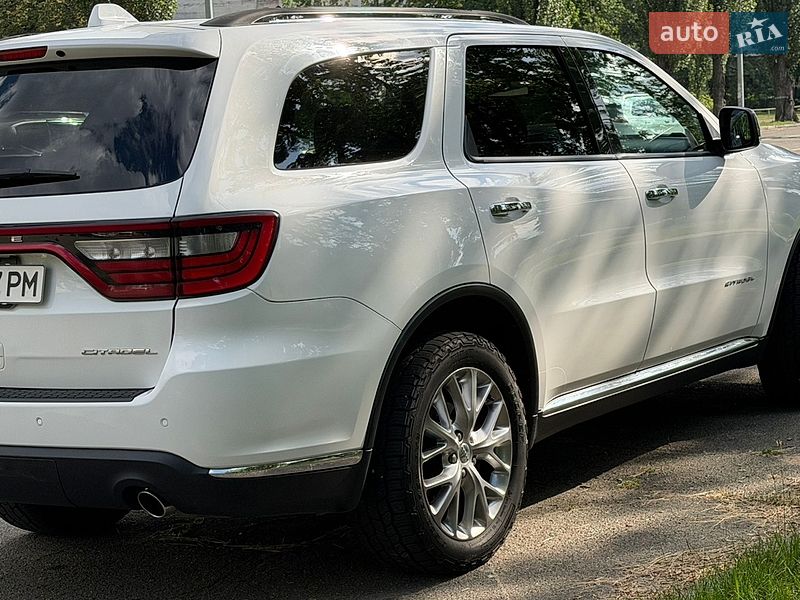 Позашляховик / Кросовер Dodge Durango 2015 в Києві