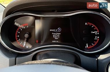 Позашляховик / Кросовер Dodge Durango 2015 в Києві