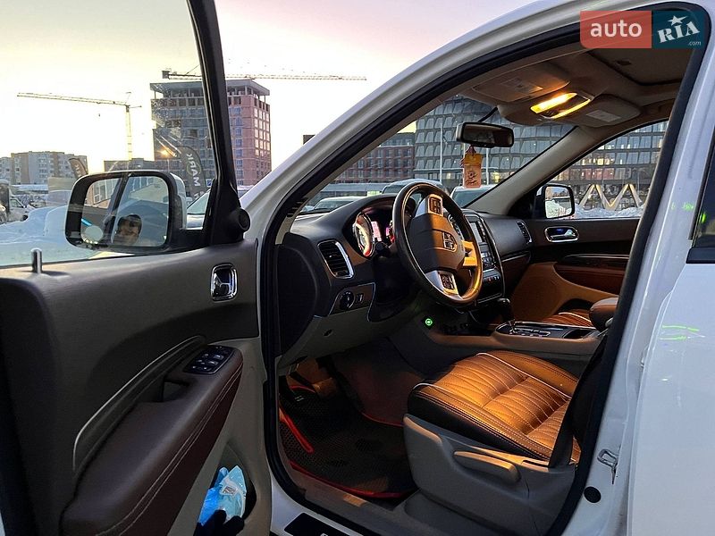 Внедорожник / Кроссовер Dodge Durango 2013 в Львове