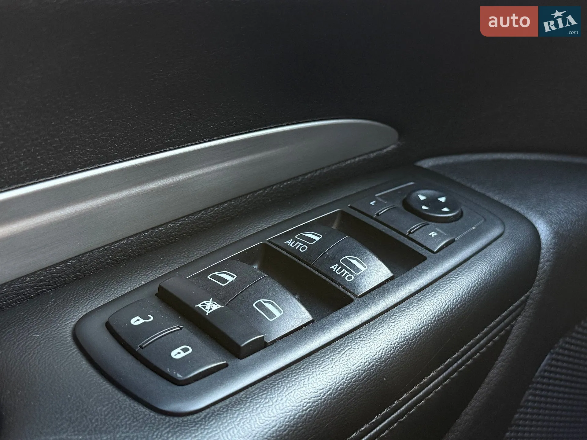2018 Dodge Durango - мініатюра 25