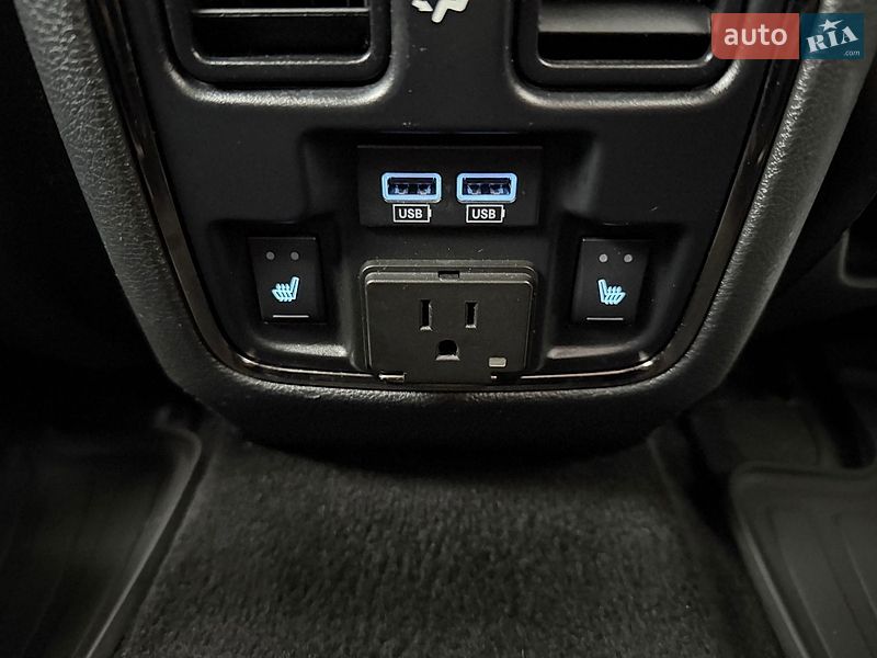 Позашляховик / Кросовер Dodge Durango 2019 в Києві