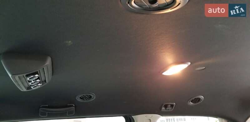 Минивэн Dodge Grand Caravan 2017 в Львове