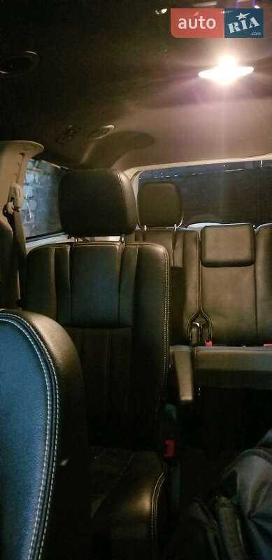 Минивэн Dodge Grand Caravan 2017 в Львове