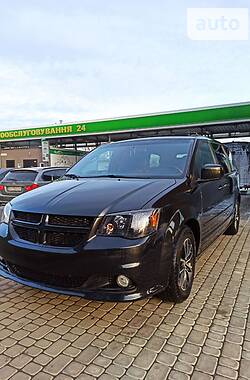 Мінівен Dodge Grand Caravan 2016 в Івано-Франківську