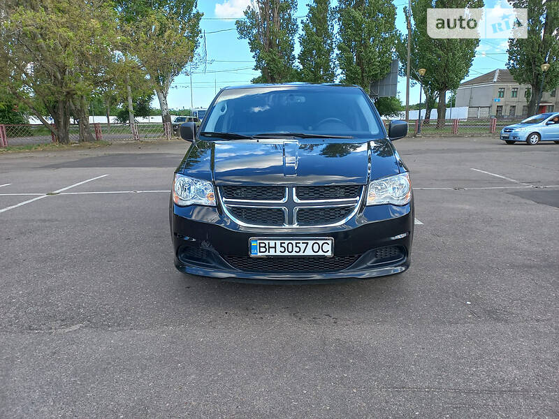 Минивэн Dodge Grand Caravan 2016 в Одессе