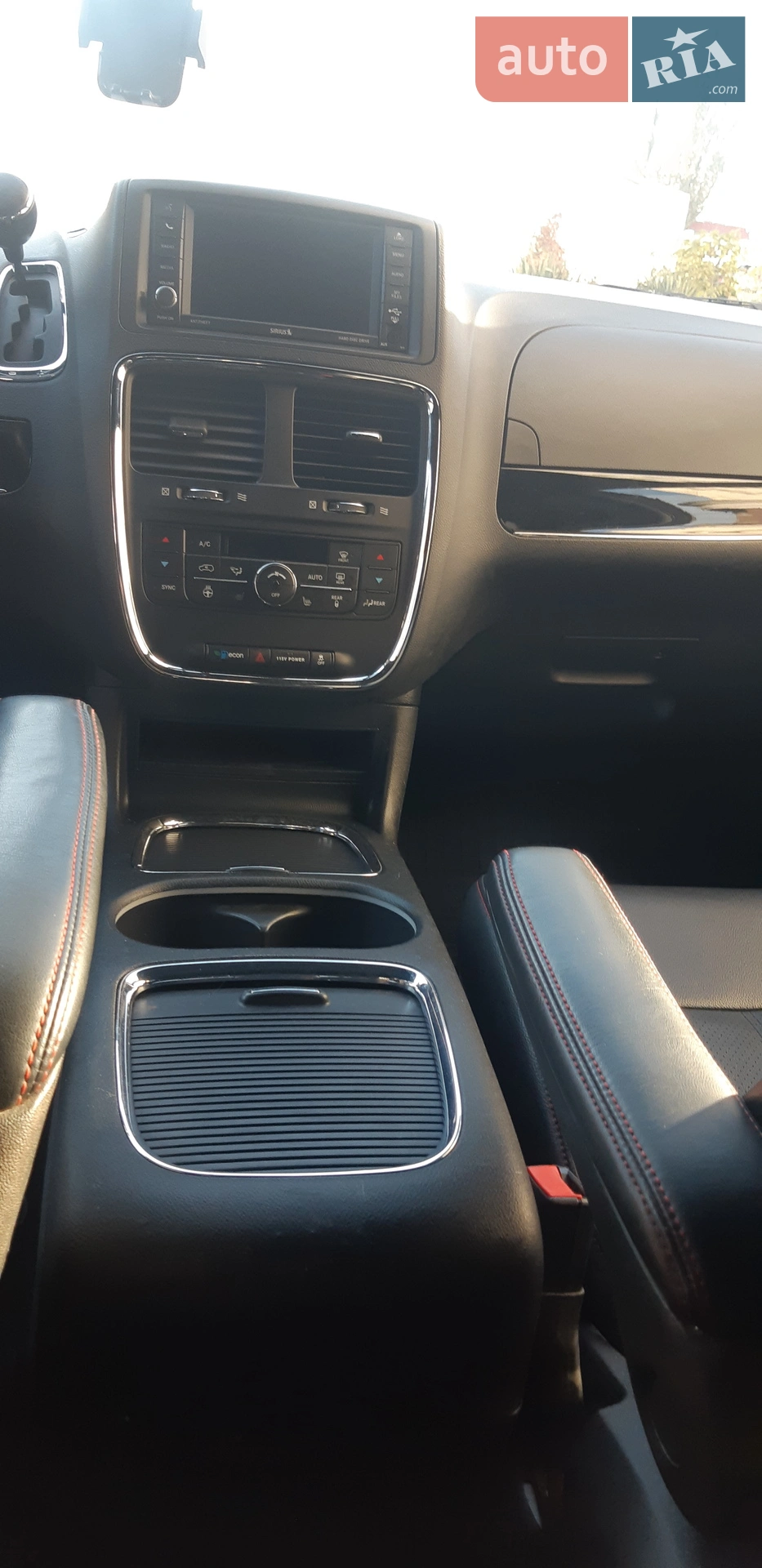 2017 Dodge Caravan - мініатюра 8