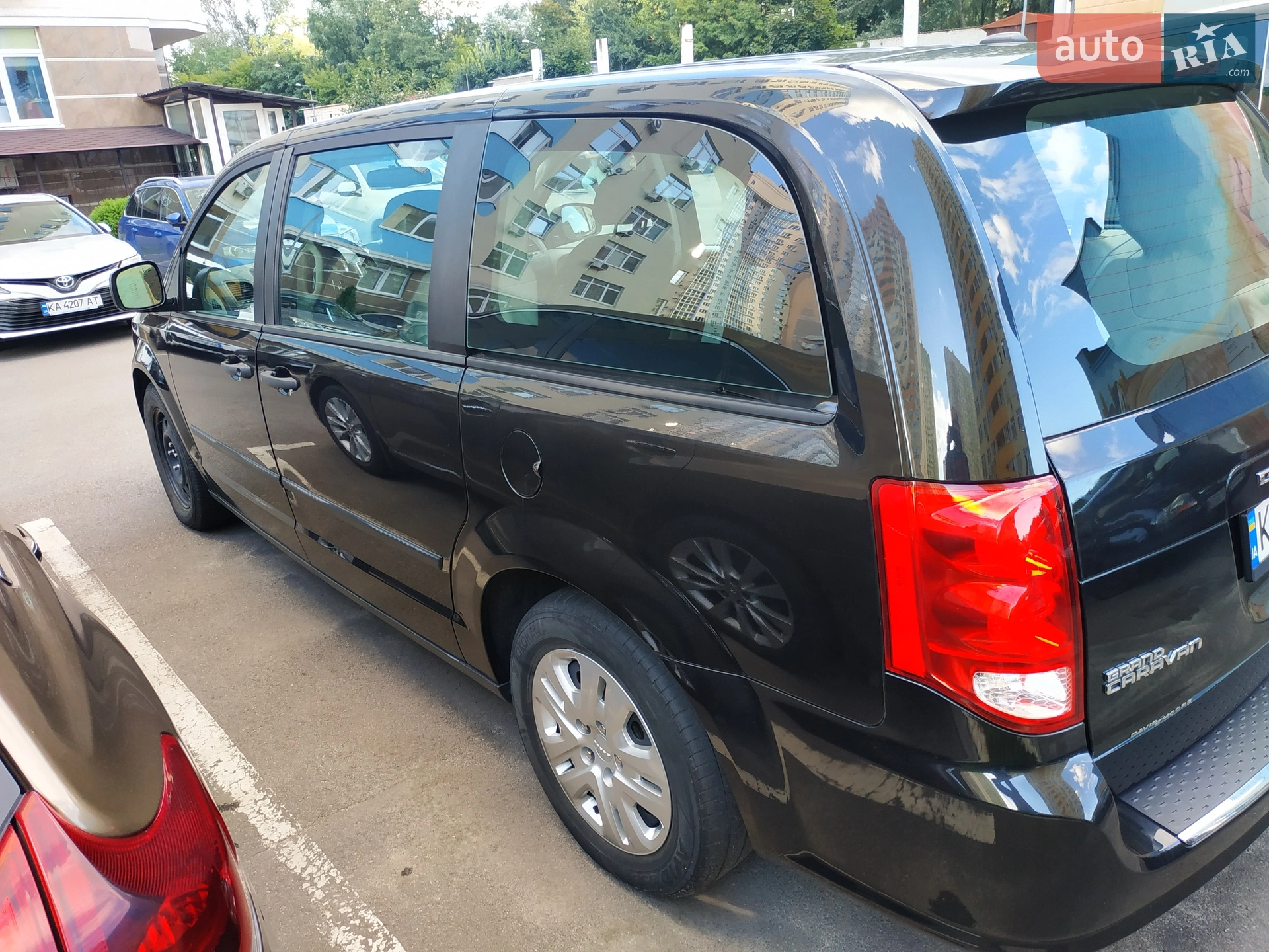 2016 Dodge Caravan - мініатюра 4