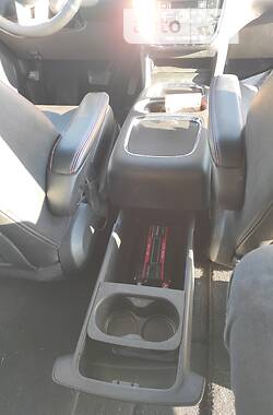Минивэн Dodge Grand Caravan 2018 в Березане