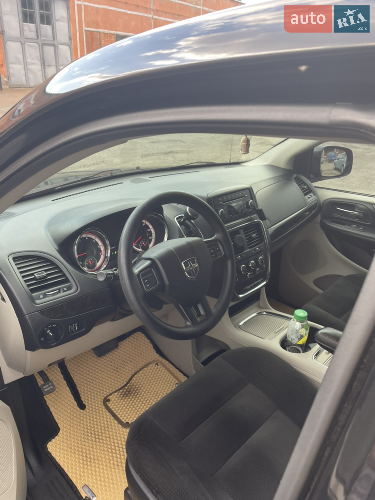 2016 Dodge Caravan - мініатюра 7