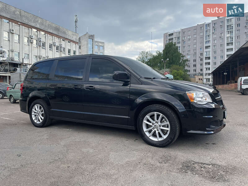 Мінівен Dodge Grand Caravan 2016 в Чернігові фото 4 Мінівен Dodge Grand Caravan 2016 в Чернігові