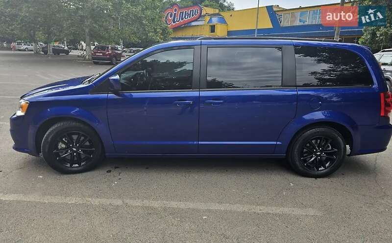 Мінівен Dodge Grand Caravan 2019 в Одесі