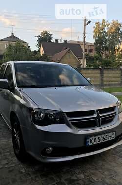 Минивэн Dodge Grand Caravan 2017 в Луцке